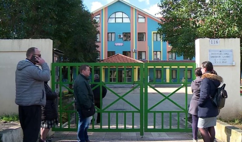 Afterschool në 30 shkolla të Tiranës, drekë falas dhe orar i zgjatur deri në 16:00